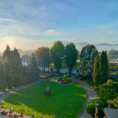 Castle Kastiel Kotesova Apartment Bagian luar foto