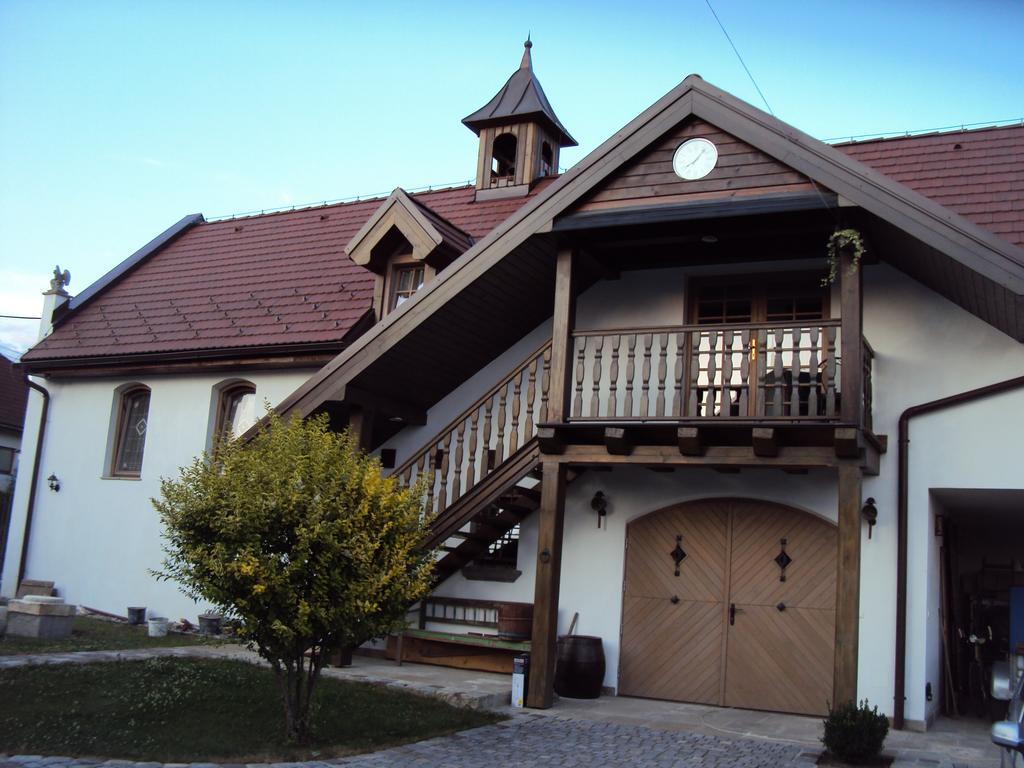 Castle Kastiel Kotesova Apartment Ruang foto