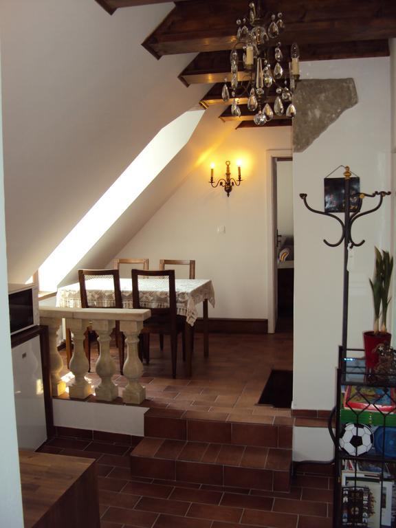Castle Kastiel Kotesova Apartment Bagian luar foto