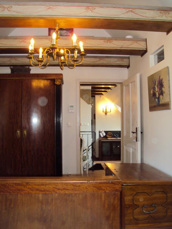 Castle Kastiel Kotesova Apartment Ruang foto
