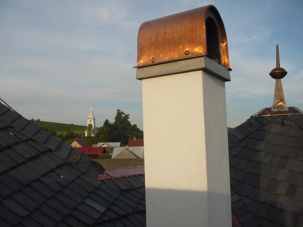 Castle Kastiel Kotesova Apartment Bagian luar foto